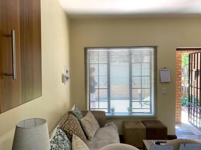 Apartment for sale in Dr Kenneth Kaunda, North West
