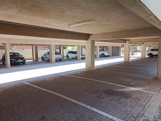 Apartment for sale in Dr Kenneth Kaunda, North West