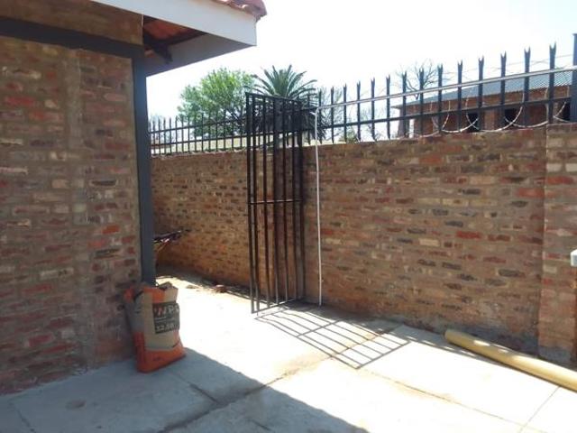 Apartment for rent in Dr Kenneth Kaunda, North West