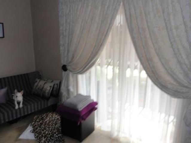 Apartment for sale in Dr Kenneth Kaunda, North West