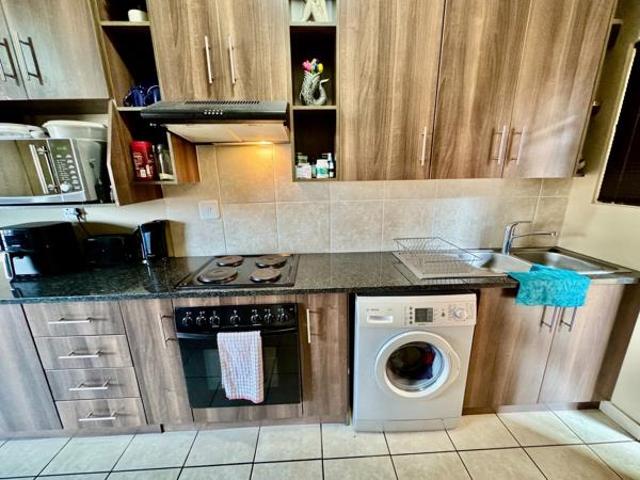 Apartment for sale in Dr Kenneth Kaunda, North West