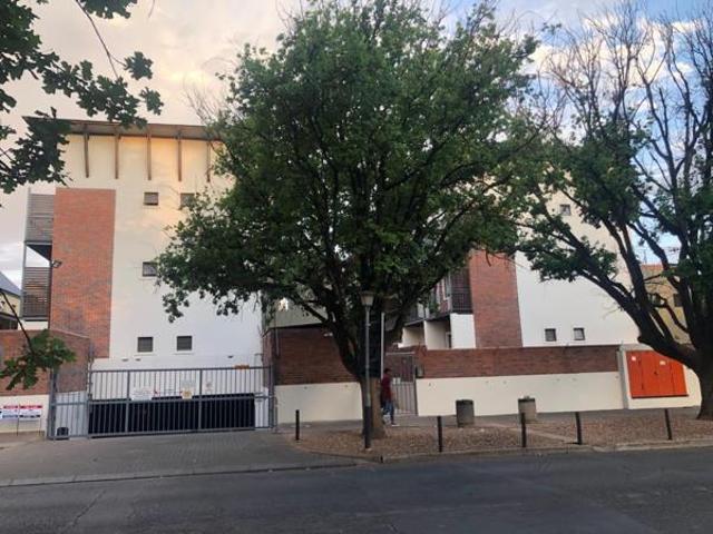 Apartment for sale in Potchefstroom, Tlokwe Local Municipality