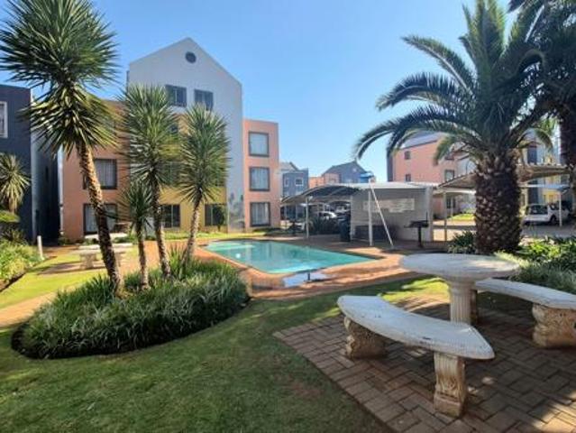Apartment for sale in Dr Kenneth Kaunda, North West