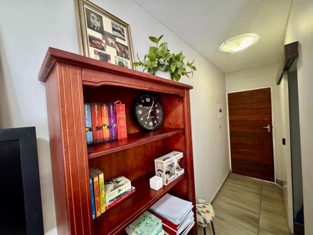 Apartment for sale in Dr Kenneth Kaunda, North West