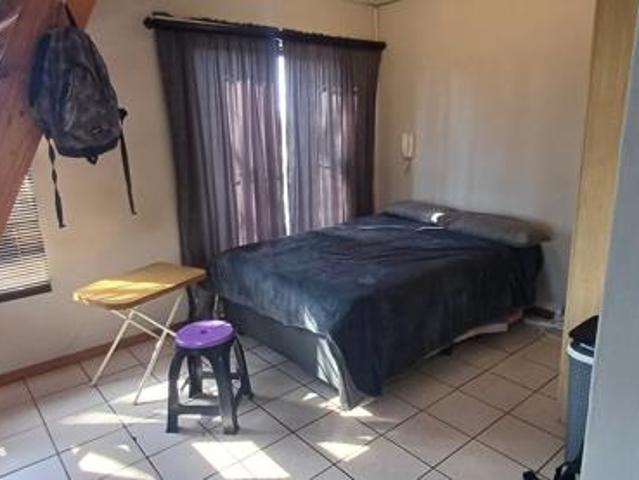 Apartment for sale in Dr Kenneth Kaunda, North West