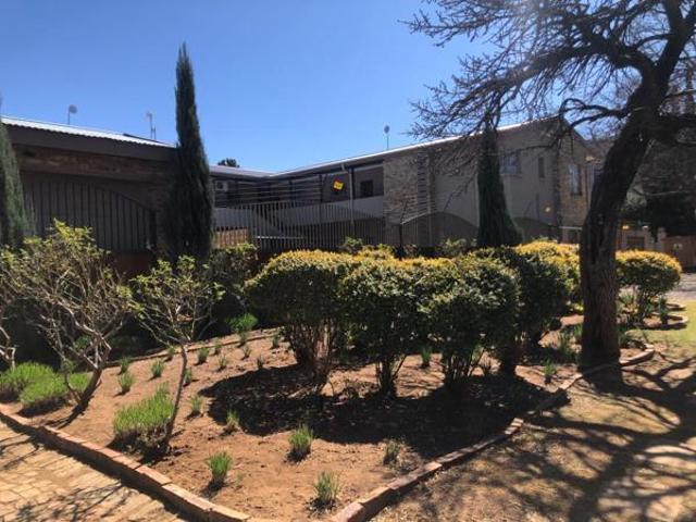 Apartment for sale in Dr Kenneth Kaunda, North West