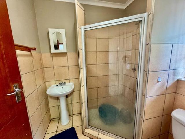 Apartment for sale in Dr Kenneth Kaunda, North West
