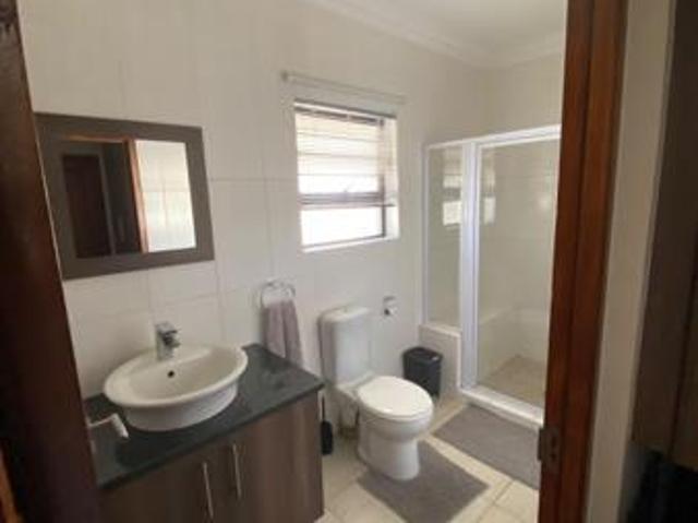 Apartment for sale in Dr Kenneth Kaunda, North West