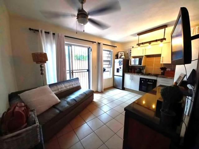 Apartment for sale in Potchefstroom, Tlokwe Local Municipality