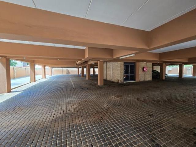 Apartment for sale in Dr Kenneth Kaunda, North West