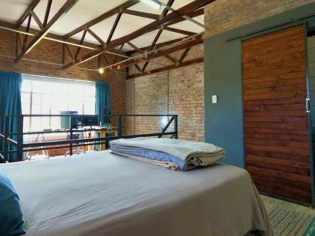 Apartment for sale in Dr Kenneth Kaunda, North West