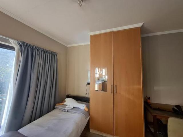 Apartment for sale in Dr Kenneth Kaunda, North West