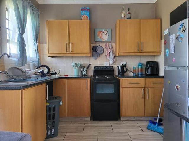 Apartment for sale in Dr Kenneth Kaunda, North West