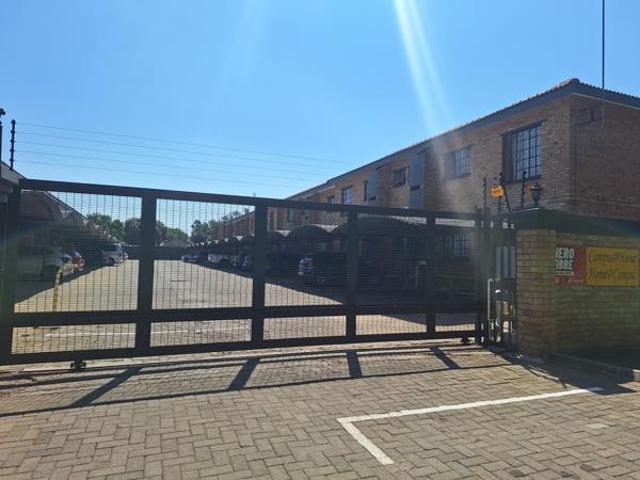 Apartment for sale in Potchefstroom, Tlokwe Local Municipality