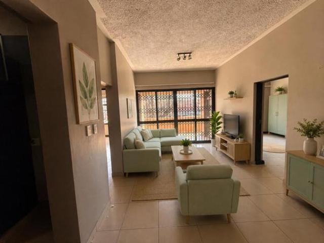 Apartment for sale in Dr Kenneth Kaunda, North West