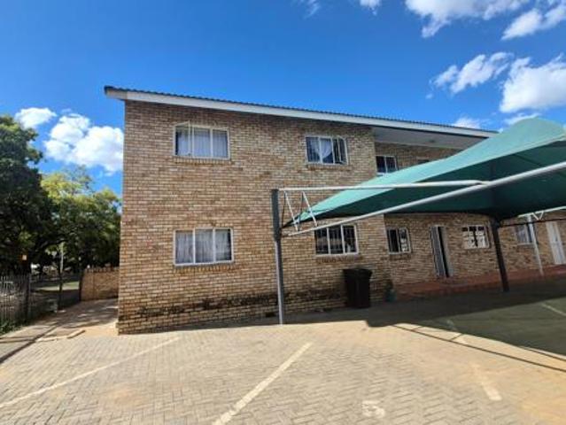 Apartment for sale in Dr Kenneth Kaunda, North West