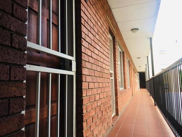 Apartment for sale in Dr Kenneth Kaunda, North West