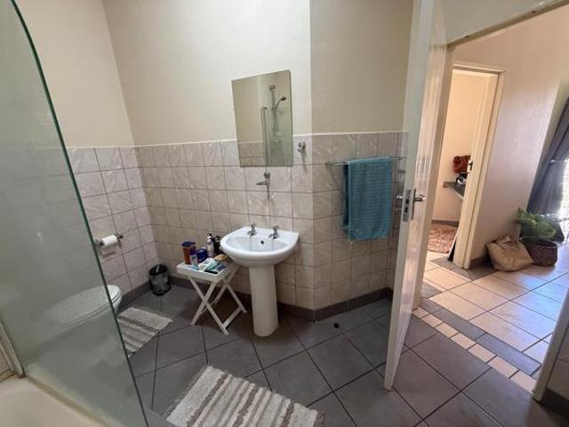 Apartment for sale in Potchefstroom, Tlokwe Local Municipality