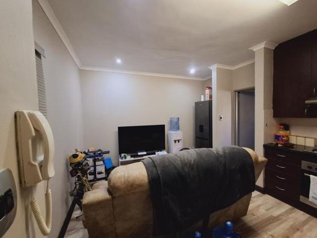 Apartment for sale in Dr Kenneth Kaunda, North West