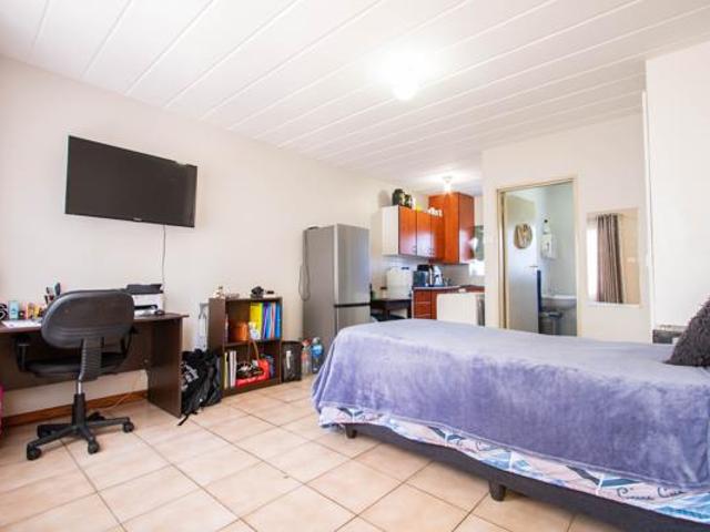 Apartment for rent in Dr Kenneth Kaunda, North West
