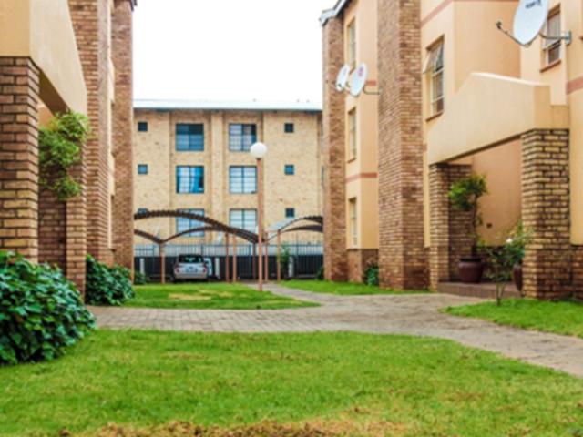 Apartment for sale in Dr Kenneth Kaunda, North West