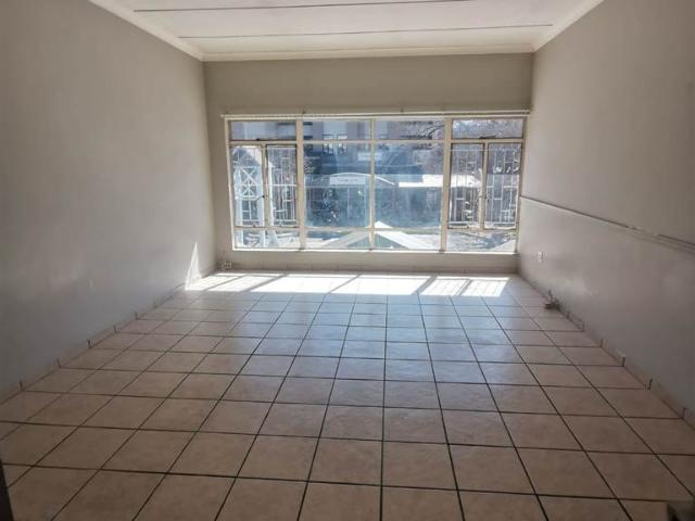 Apartment for sale in Dr Kenneth Kaunda, North West