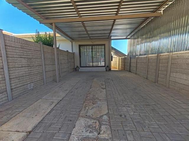 Apartment for rent in La Colline, Stellenbosch Local Municipality