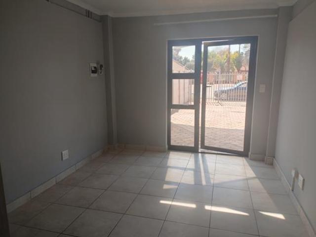 Apartment for rent in Waterkloof, Gauteng
