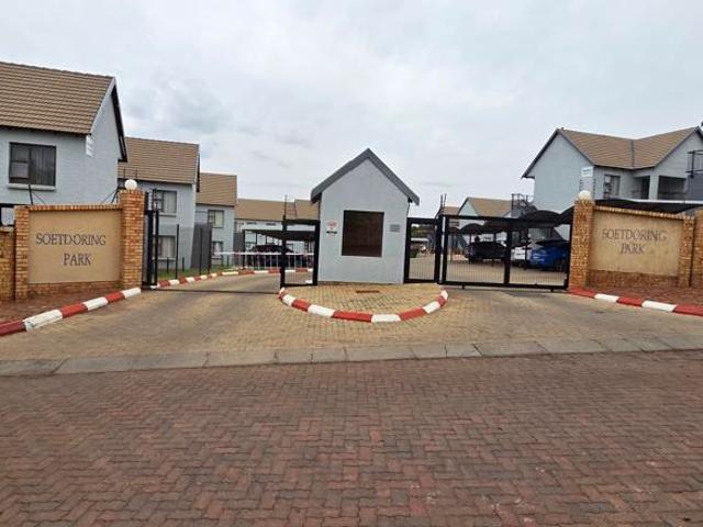 Apartment for sale in Dr Kenneth Kaunda, North West