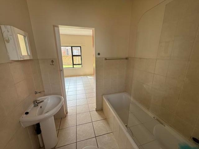Apartment for sale in Dr Kenneth Kaunda, North West