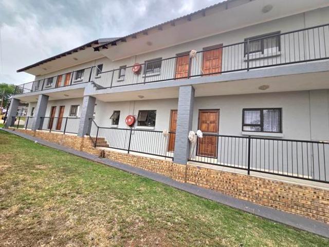 Apartment for sale in Dr Kenneth Kaunda, North West