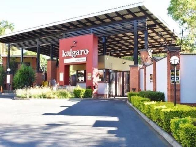 Apartment for rent in Douglasdale, Randburg