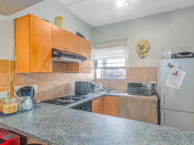Apartment for sale in Sandton, Douglasdale
