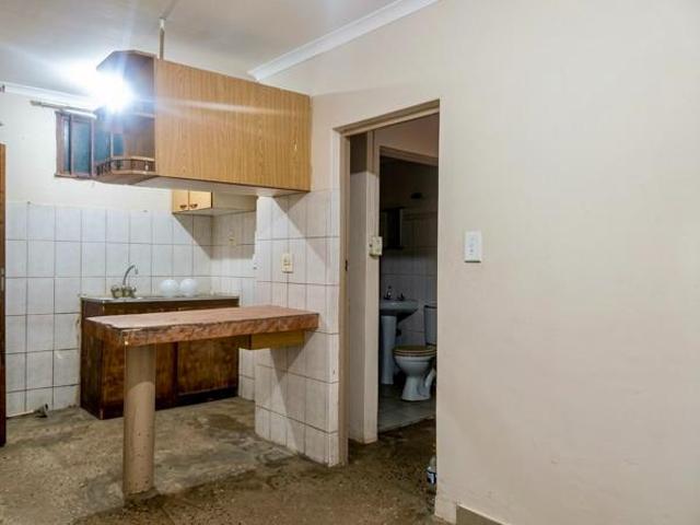 Apartment for rent in Seaview, Kwazulu-natal