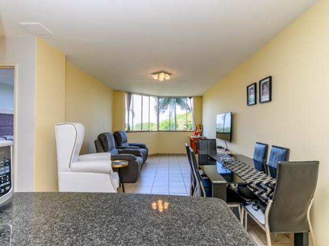 Apartment for sale in Seaview, Kwazulu-natal