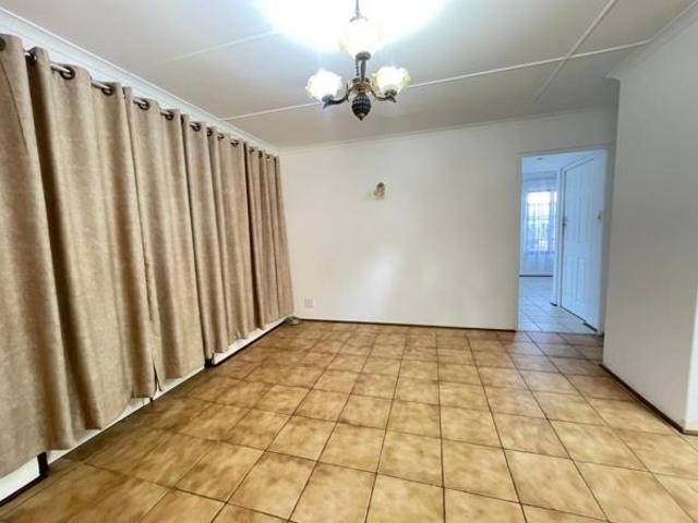 Apartment for rent in Seaview, Kwazulu-natal