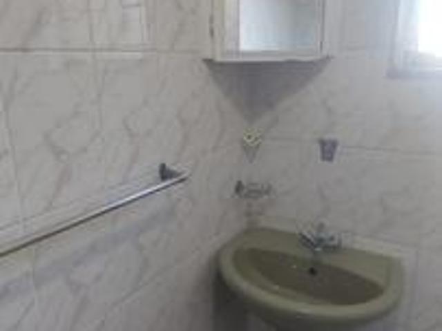Apartment for rent in Seaview, Kwazulu-natal