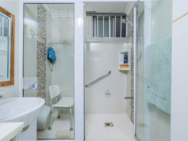 Apartment for sale in Seaview, Kwazulu-natal