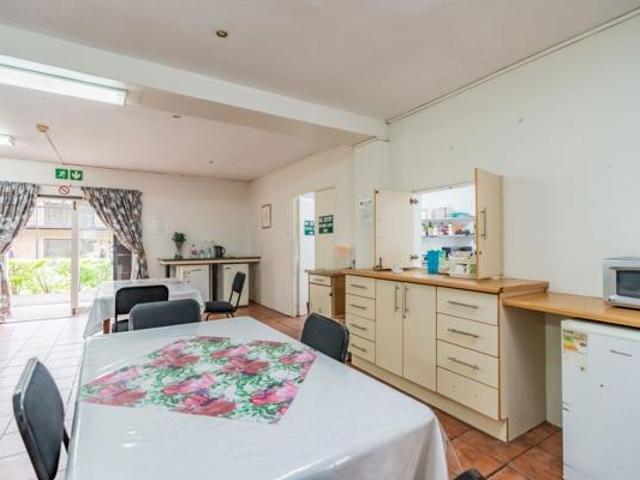 Apartment for rent in Seaview, Kwazulu-natal