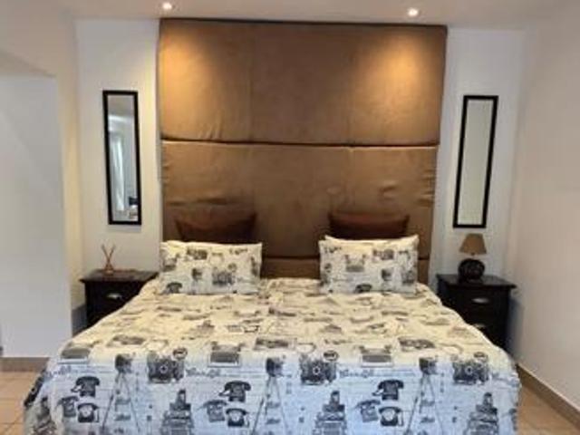 Apartment for rent in Quigney, East London