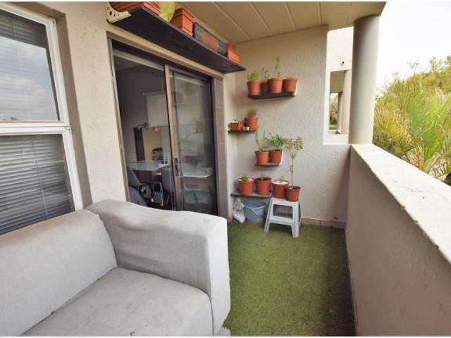 Apartment for sale in Johannesburg, North & Sandton