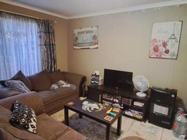 Apartment for rent in Jansenpark, City of Ekurhuleni Metropolitan Municipality
