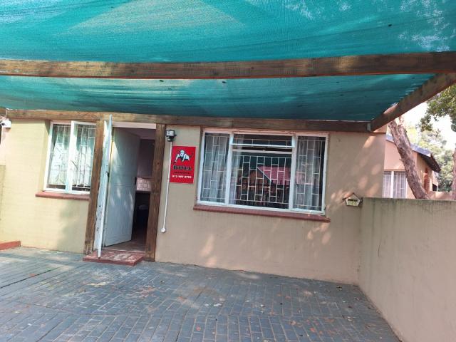 Apartment for rent in Waterkloof, Gauteng