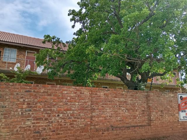 Apartment for rent in Waterkloof, Gauteng