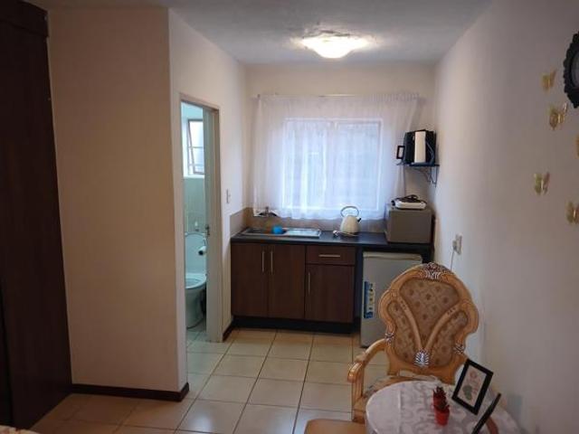 Apartment for rent in Waterkloof, Gauteng