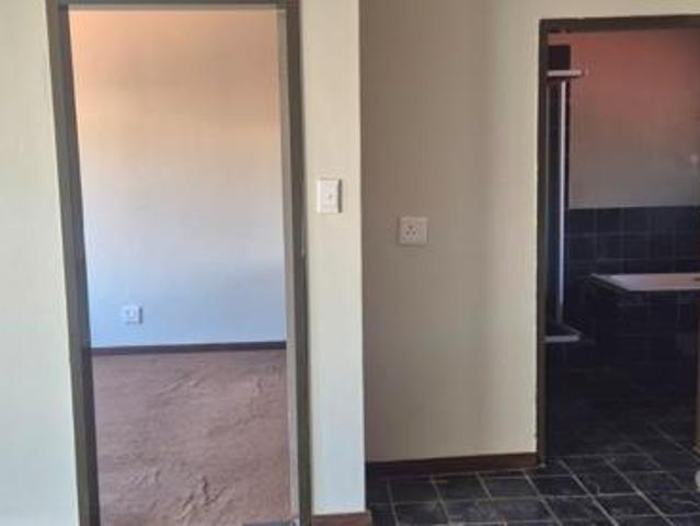 Apartment for sale in Vosloorus, Gauteng