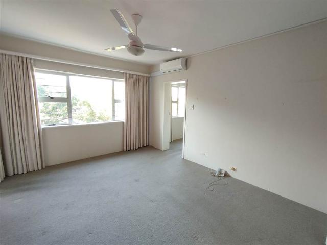 Apartment for sale in Seaview, Kwazulu-natal