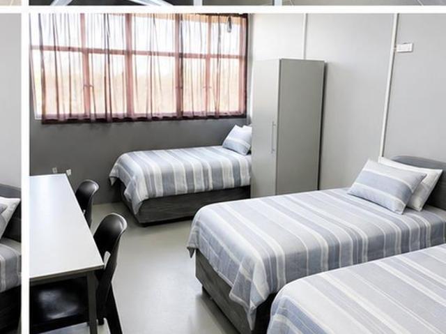 Apartment for rent in Seaview, Kwazulu-natal