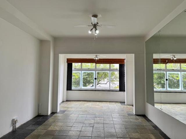 Apartment for sale in Seaview, Kwazulu-natal