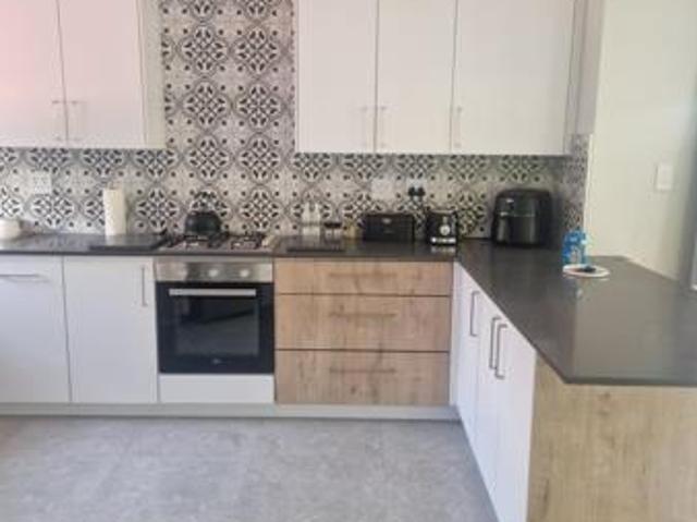 Apartment for rent in Waterkloof, Gauteng